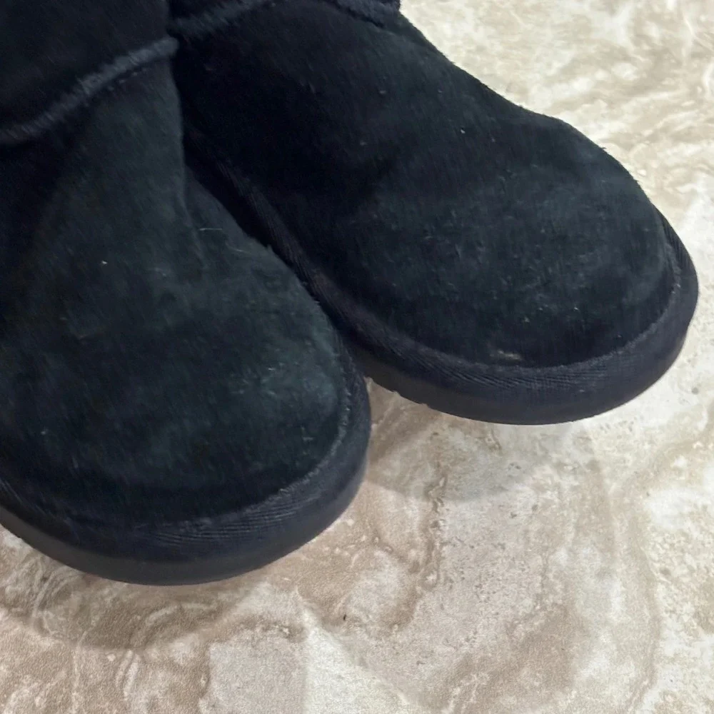 Koolaburra by UGG Victoria Black Suede Bow Short Boots Kids 13 1117810